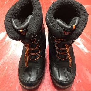 TOTES snow‎ boots size 1